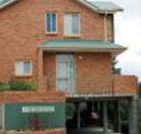 Twin Seasons 5 Deluxe Holiday Apartment - Sunshine Coast Guide
