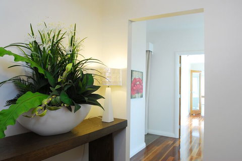 The Ridge - Gloucester - Sunshine Coast Guide 2