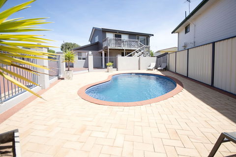 Archipelago Apartments - Sunshine Coast Guide 6