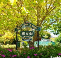 Eden Bed  Breakfast - Sunshine Coast Guide