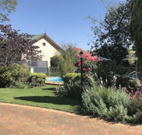 Country Apartments - Sunshine Coast Guide
