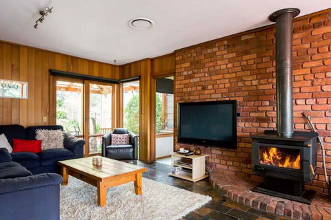 Adriennes Country Retreat - Sunshine Coast Guide 4