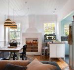 Wombat Hill Cottage - Sunshine Coast Guide