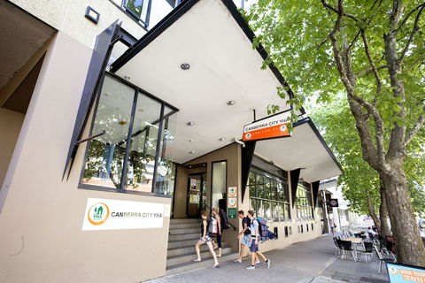 Canberra City YHA - Hostel - Sunshine Coast Guide 0