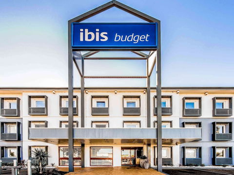 Ibis Budget Campbelltown - Sunshine Coast Guide 1