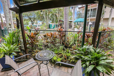 Koala Court Holiday Apartments - Sunshine Coast Guide 4