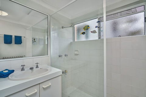 Beach Haven Apartments - Sunshine Coast Guide 6