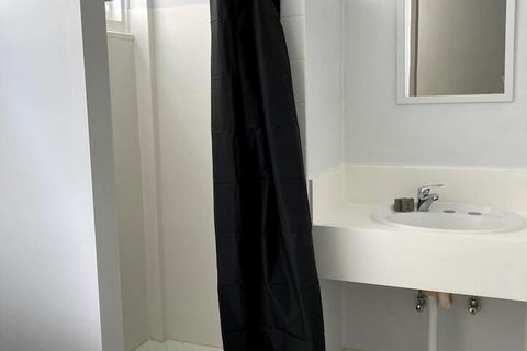 Cairns City Motel - Sunshine Coast Guide 6