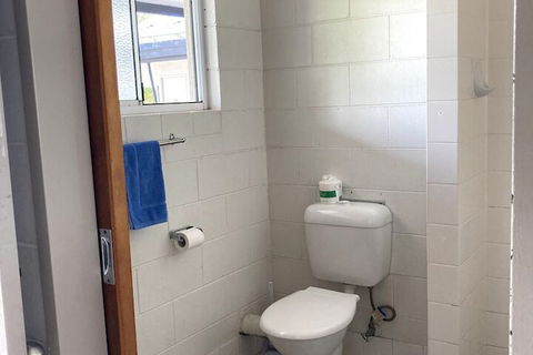 Cairns City Motel - Sunshine Coast Guide 5