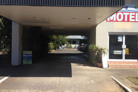 Cairns City Motel - Sunshine Coast Guide 2