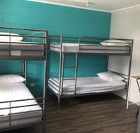 Reef Backpackers - Sunshine Coast Guide