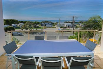 Pacific Royale Penthouse 311 - Sunshine Coast Guide 3