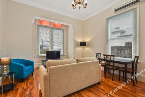 The Accommodation Group Nineteen20 Invermay - Sunshine Coast Guide 1