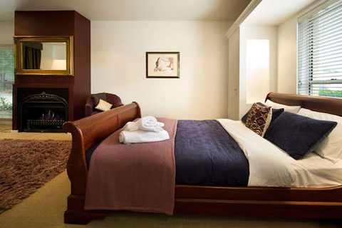 Zen Suite - Sunshine Coast Guide 0