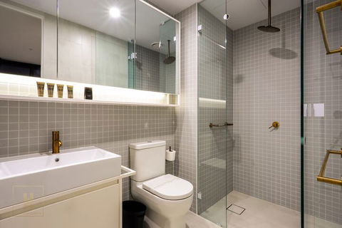 Unil Apartments Glenwaverley - Sunshine Coast Guide 6