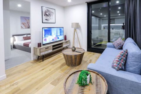 Unil Apartments Glenwaverley - Sunshine Coast Guide 0