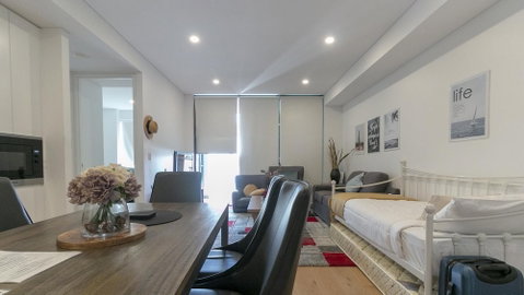 C16 Darling Harbour 2 BDR APT - Sunshine Coast Guide 4