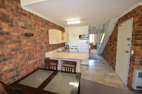 Ellswood 5 - Sunshine Coast Guide 3