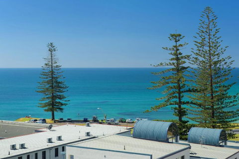 Akuna 20 6 Joffre Street - Sunshine Coast Guide 5