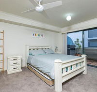 3 Peninsula Waters 2 4 Soldiers Point Rd Beautiful Air Conditioned Unit with Pool Lift  WIFI - Sunshine Coast Guide