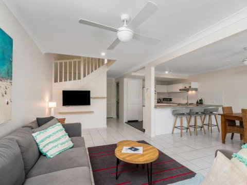 Tradewinds 3 - Sunshine Coast Guide 5