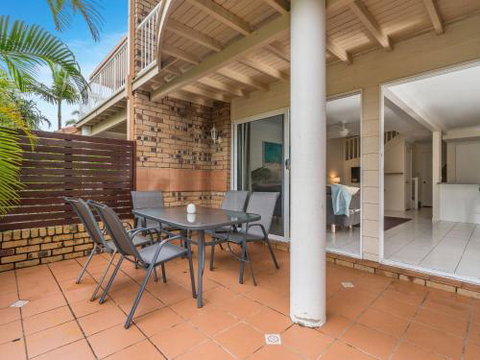 Tradewinds 3 - Sunshine Coast Guide 3