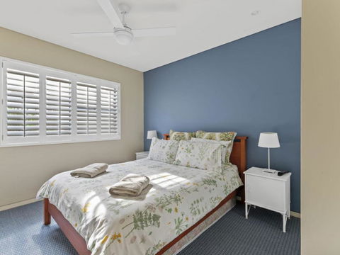 Aqua Shores Penthouse - Sunshine Coast Guide 2