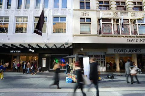 A Modern 2BR Apt 5 Min Walk To Melbourne Central - Sunshine Coast Guide 4