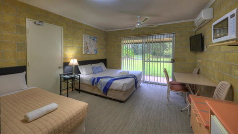 Stuarts Point Convention Centre - Sunshine Coast Guide 5