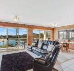 Grand Pacific 2 Unit 2 - Sunshine Coast Guide