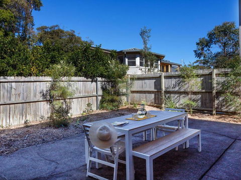 Hit The Beach - Sunshine Coast Guide 5