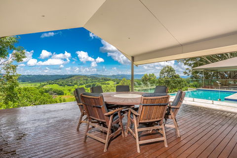 A PERFECT STAY Serene Myocum - Sunshine Coast Guide 2