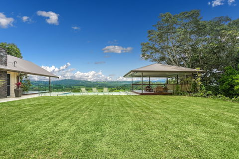 A PERFECT STAY Serene Myocum - Sunshine Coast Guide 0