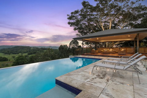 A PERFECT STAY Serene Myocum - Sunshine Coast Guide 6
