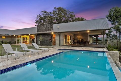 A PERFECT STAY Serene Myocum - Sunshine Coast Guide 5