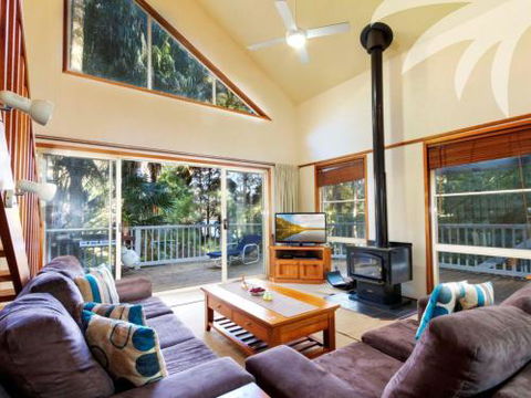 Araluen - Sunshine Coast Guide 2