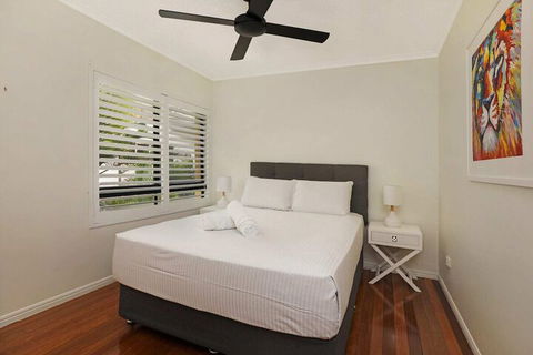 PRTFINO Ultimate Penthouse - Sunshine Coast Guide 7