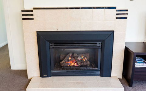 Point Lonsdale Holiday Apartments - Sunshine Coast Guide 5