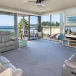 At The Beach Kiama Surf Beach At Your Doorstep - Sunshine Coast Guide 0