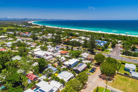 A PERFECT STAY - Aaloka Bay - Sunshine Coast Guide 2