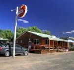 Ivanhoe Hotel Motel - Sunshine Coast Guide