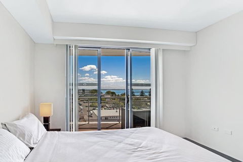 Cote D Azur Luxury In The Heart On Nelson Bay! - Sunshine Coast Guide 6