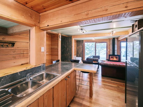 The Pier House - Sunshine Coast Guide 4