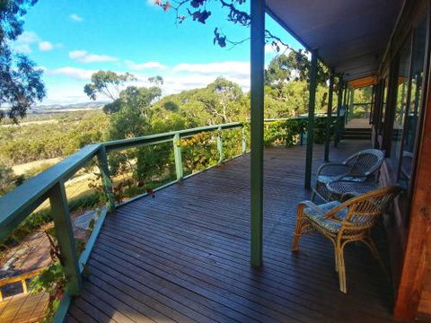 Cellar House - Sunshine Coast Guide 6