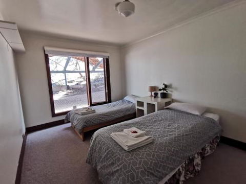 Cellar House - Sunshine Coast Guide 5