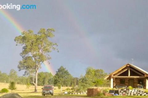 Amarina Farm Stay & Gardens - Sunshine Coast Guide 1
