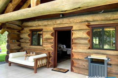 Amarina Farm Stay & Gardens - Sunshine Coast Guide 2