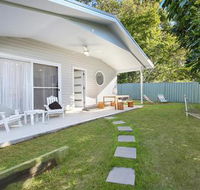 Salty Kisses Holiday House - Sunshine Coast Guide