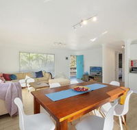 Seabreeze Retreat - Sunshine Coast Guide