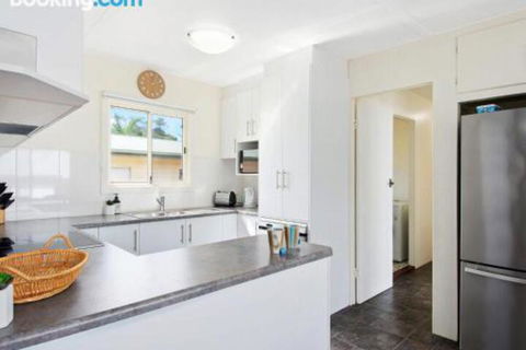 EdAn Beachhouse 21 Laronde - Sunshine Coast Guide 6